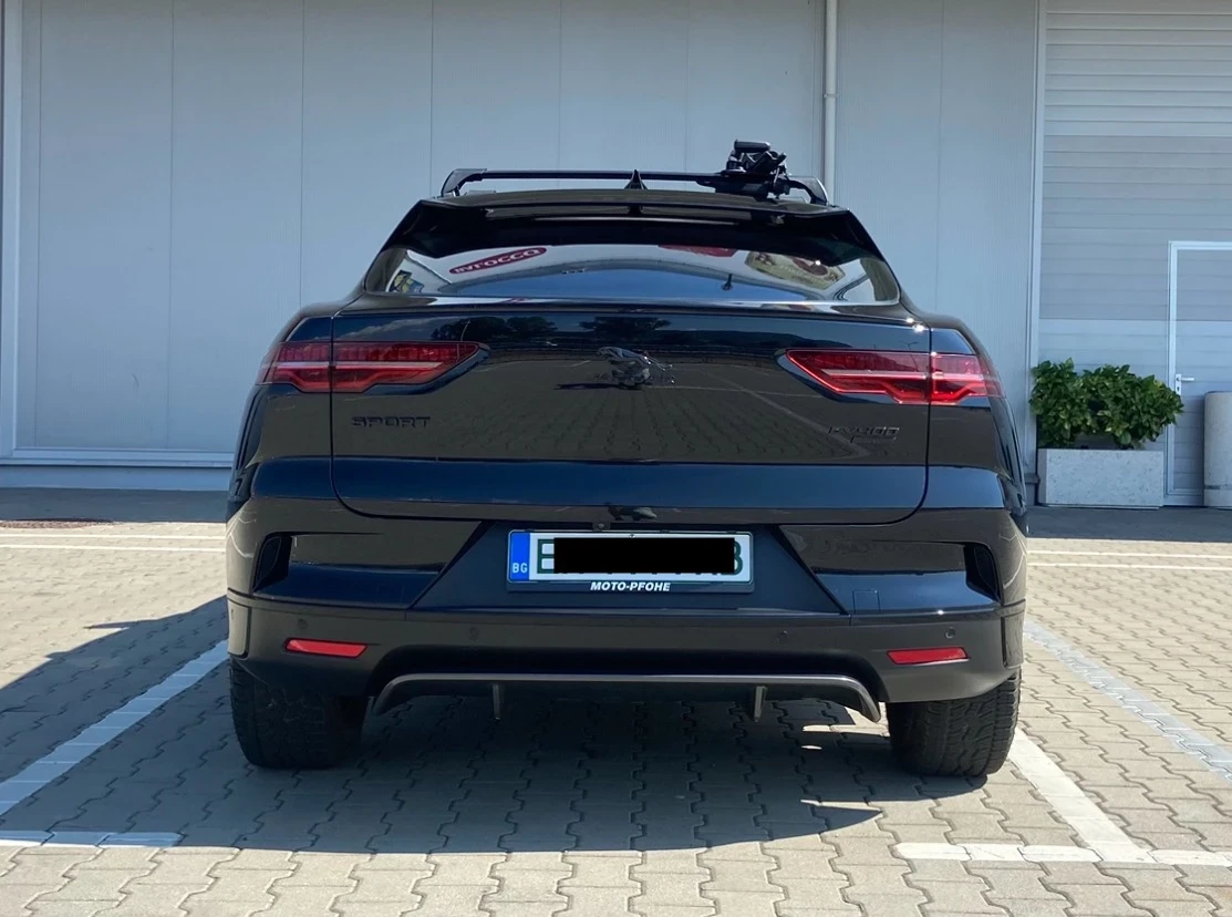 Jaguar I-Pace EV400 AWD перфектна/обслужена/гаранция до 2027 - изображение 7
