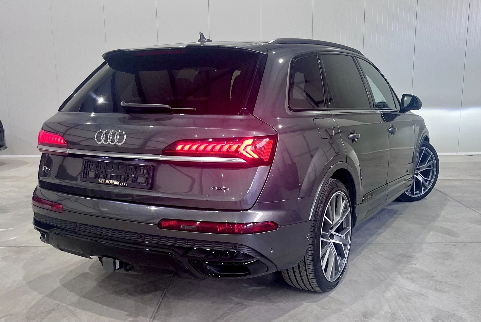 Audi Q7 55 TFSI Technik Black Optic - изображение 5