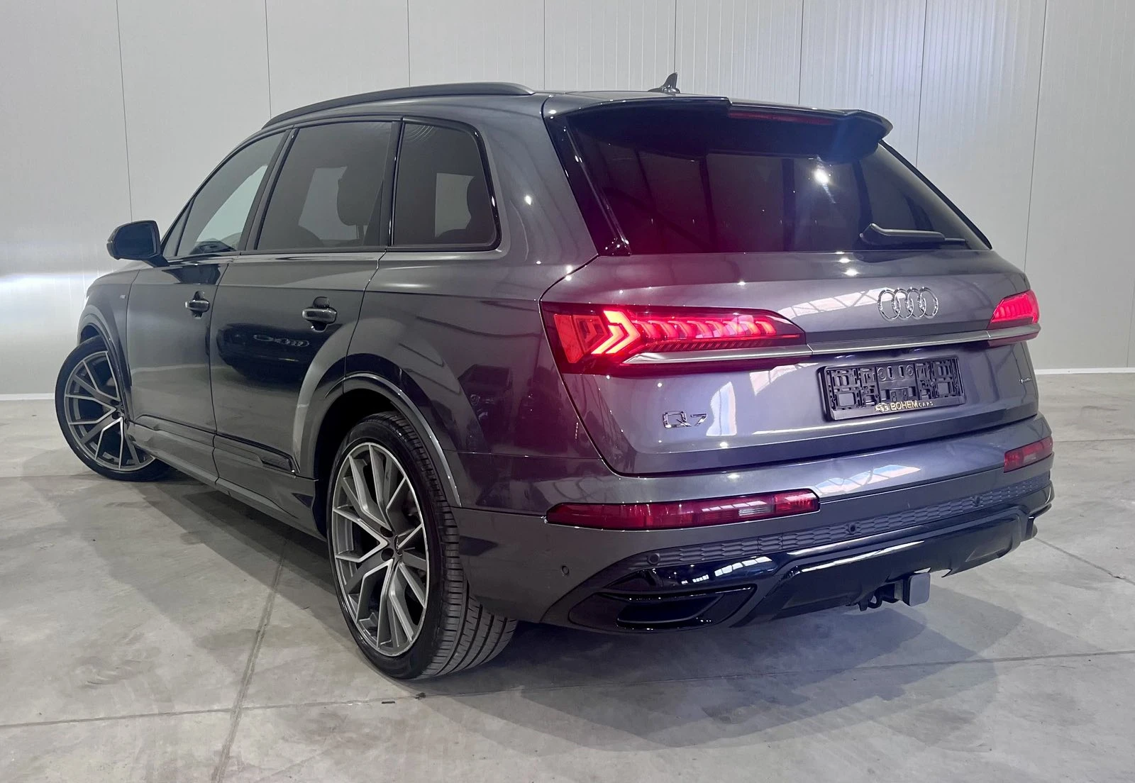 Audi Q7 55 TFSI Technik Black Optic - изображение 3