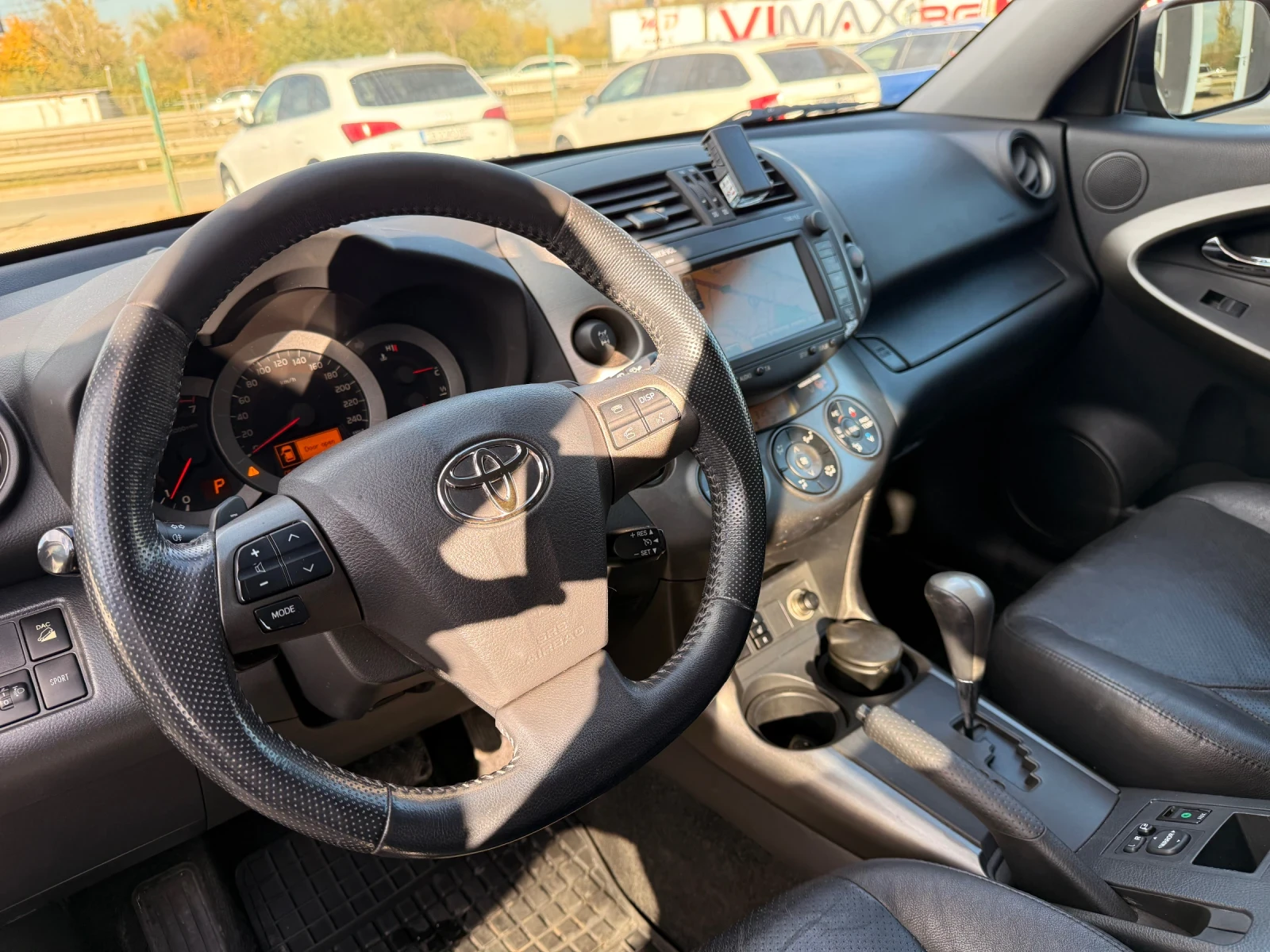 Toyota Rav4 2.0D4D FACE AUTOMATIC KAMERA - изображение 10