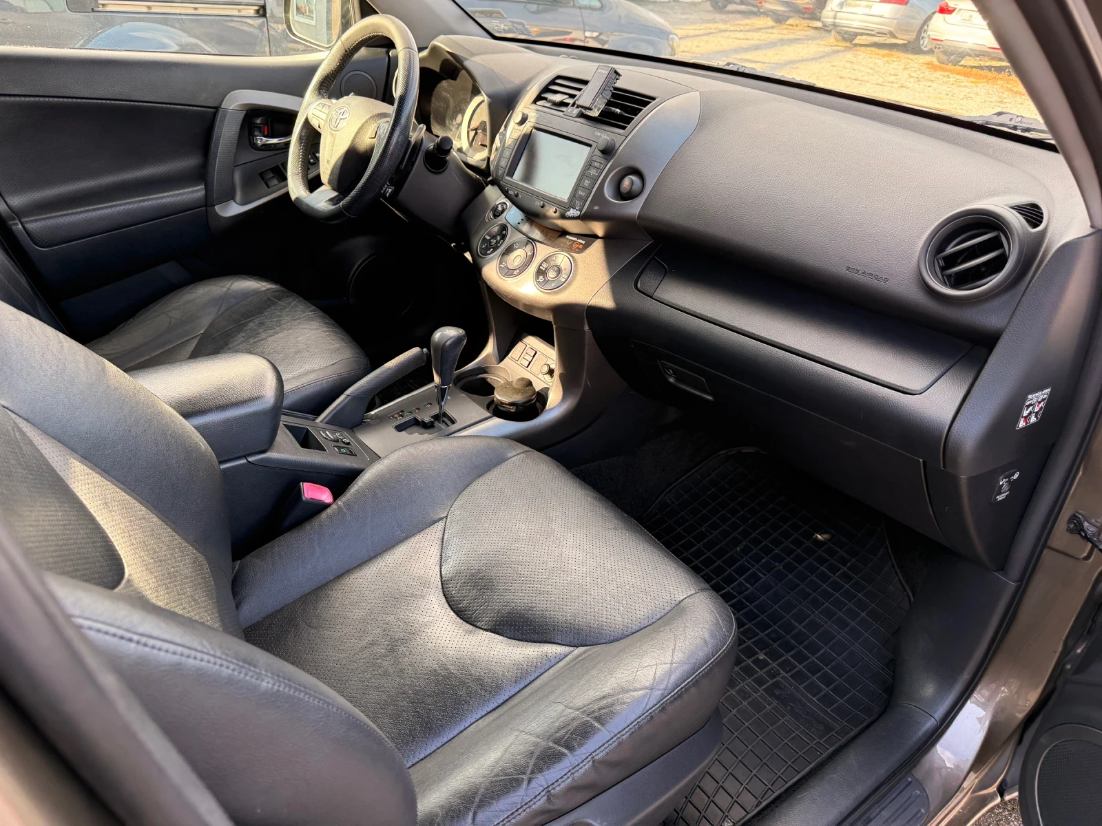 Toyota Rav4 2.0D4D FACE AUTOMATIC KAMERA | Mobile.bg   14