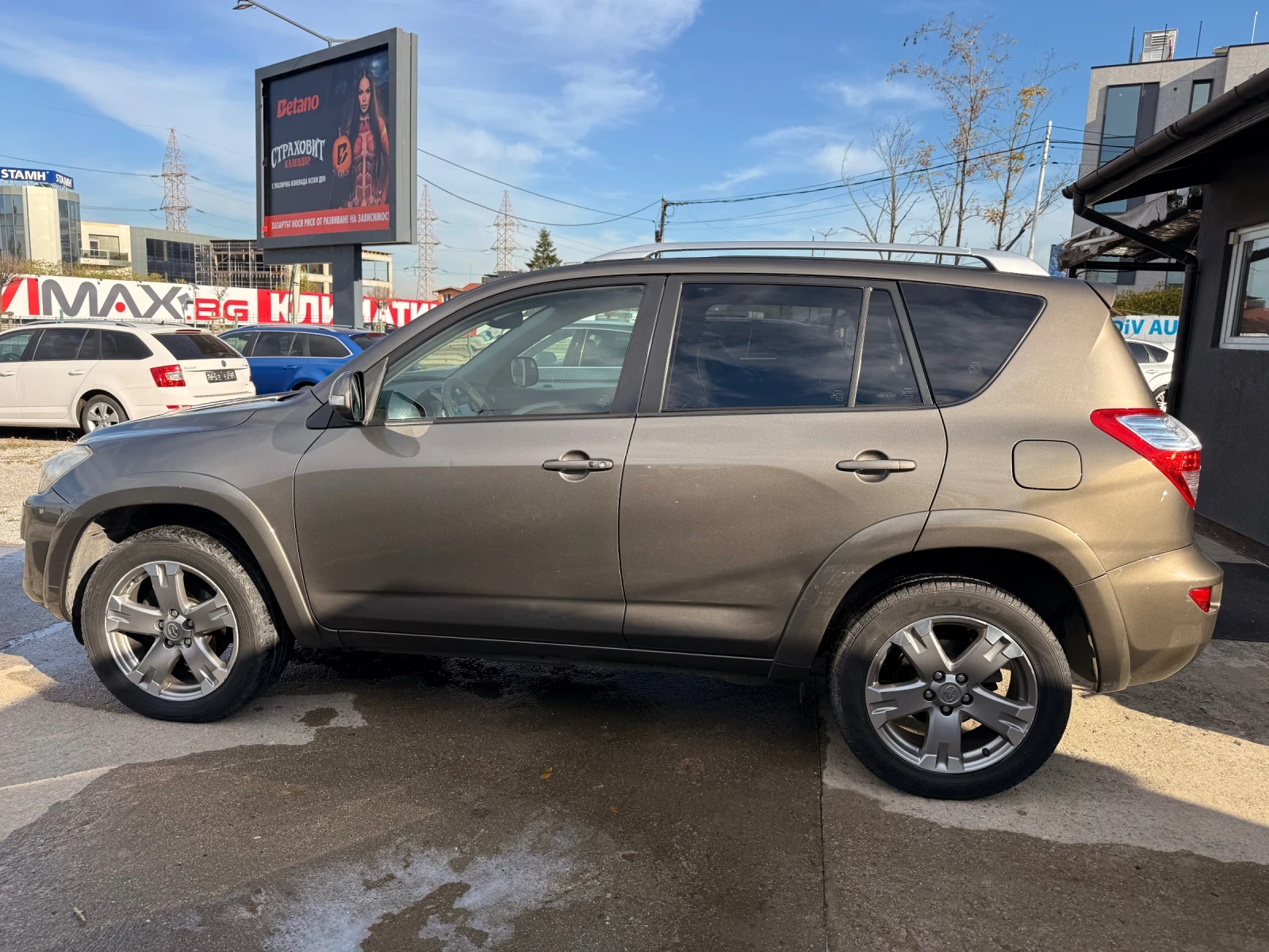 Toyota Rav4 2.0D4D FACE AUTOMATIC KAMERA - изображение 7