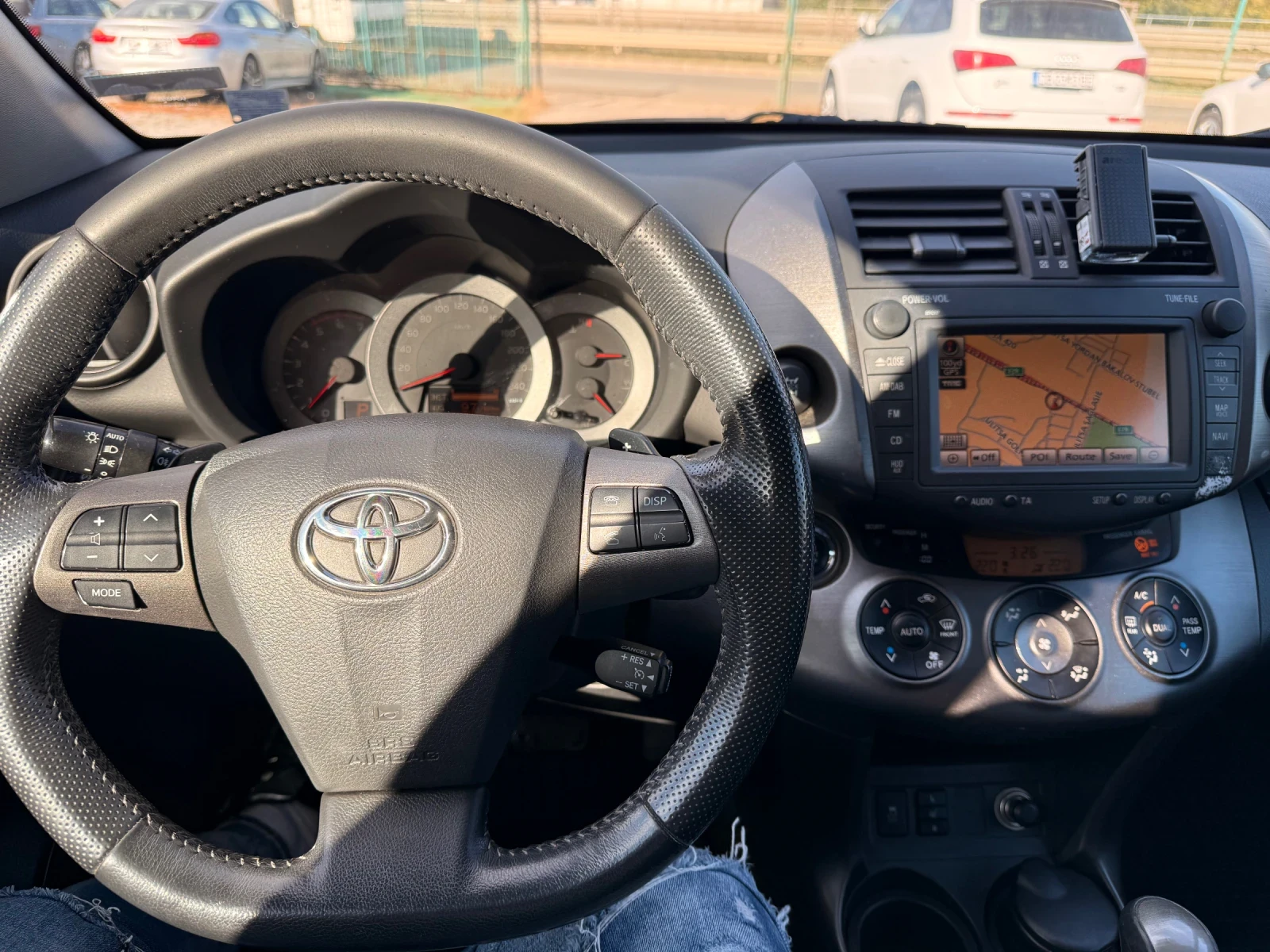 Toyota Rav4 2.0D4D FACE AUTOMATIC KAMERA | Mobile.bg   11