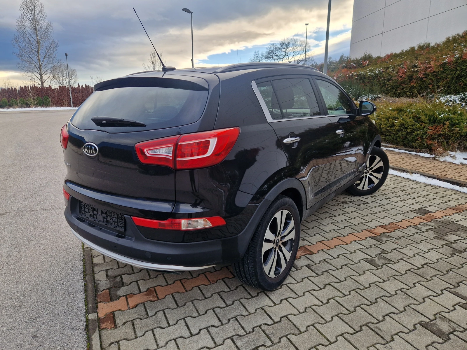 Kia Sportage 2.0i/163��/Navi/Eu5 | Mobile.bg � ����������� 11