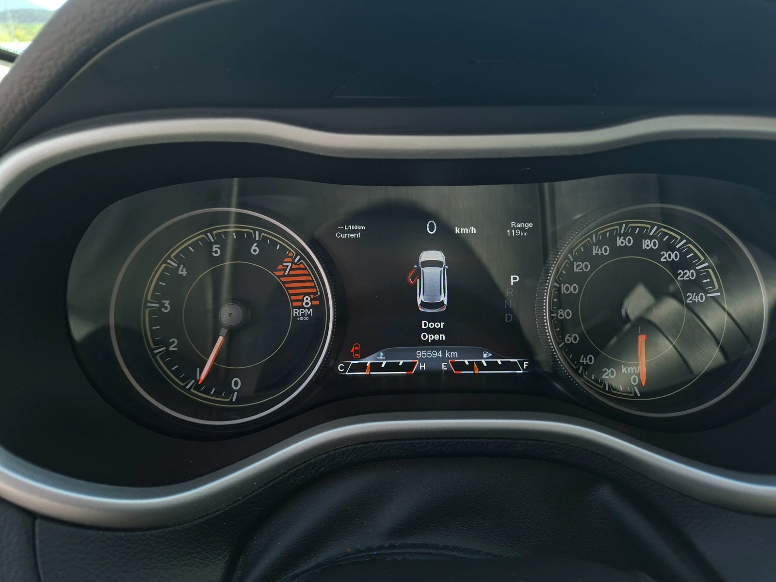 Jeep Cherokee TRAILHAWK 3.2 v6 274hp, снимка 12 - Автомобили и джипове - 54387549