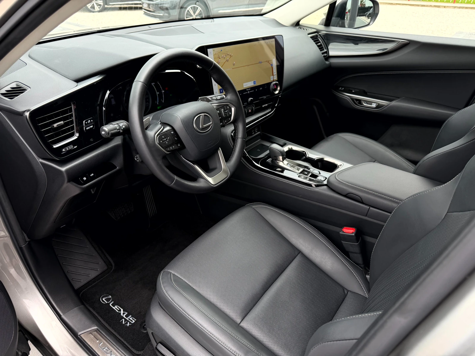 Lexus NX 450 h+ В ГАРАНЦИЯ/ОБСЛУЖЕН 2.5Plug-In Hybrid 4WD НОВ!!, снимка 9 - Автомобили и джипове - 54487213