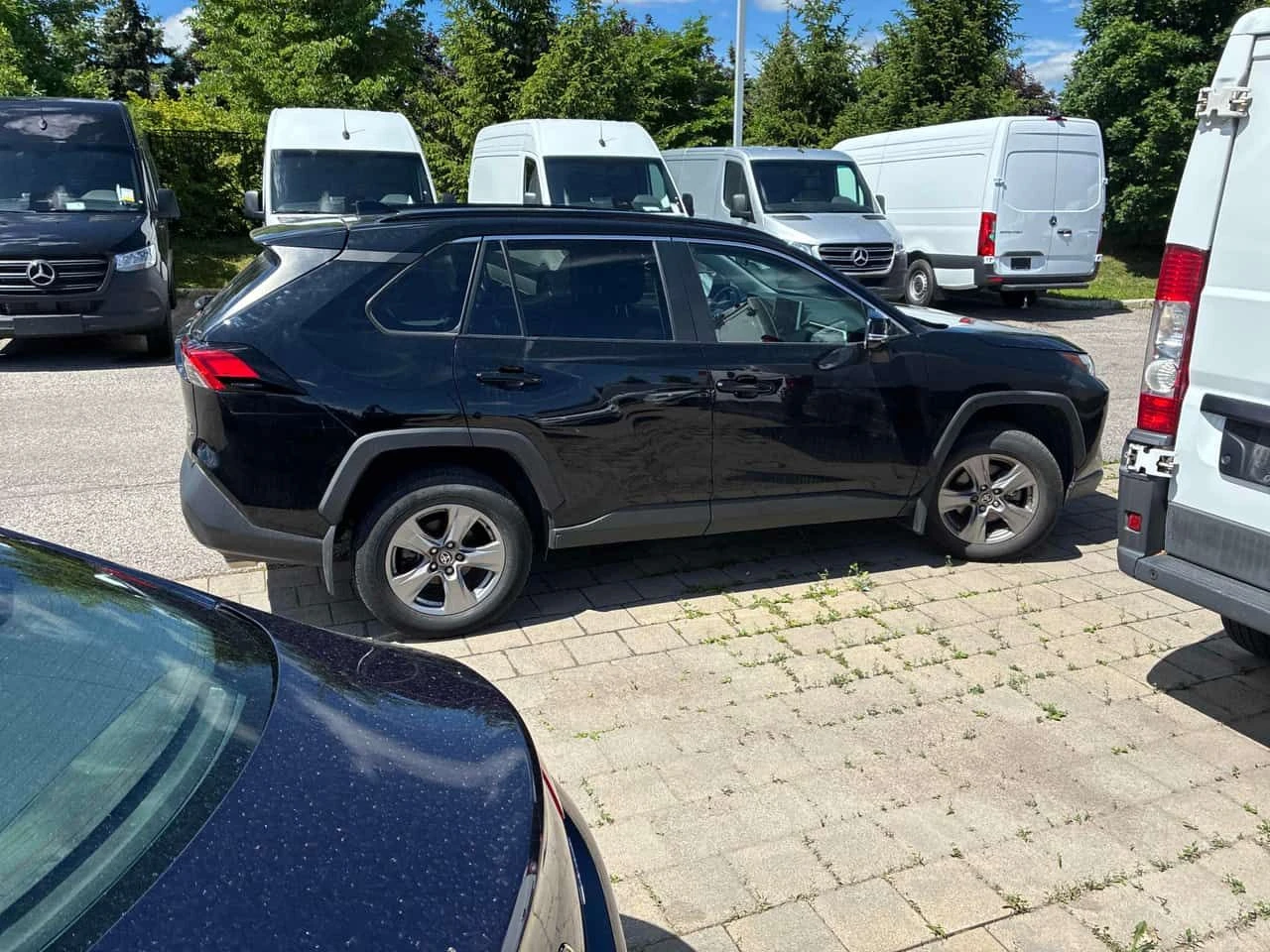 Toyota Rav4 * XLE * АВТОКРЕДИТ БЕЗ ПЪРВОНАЧАЛНА ВНОСКА* , снимка 3 - Автомобили и джипове - 54981782