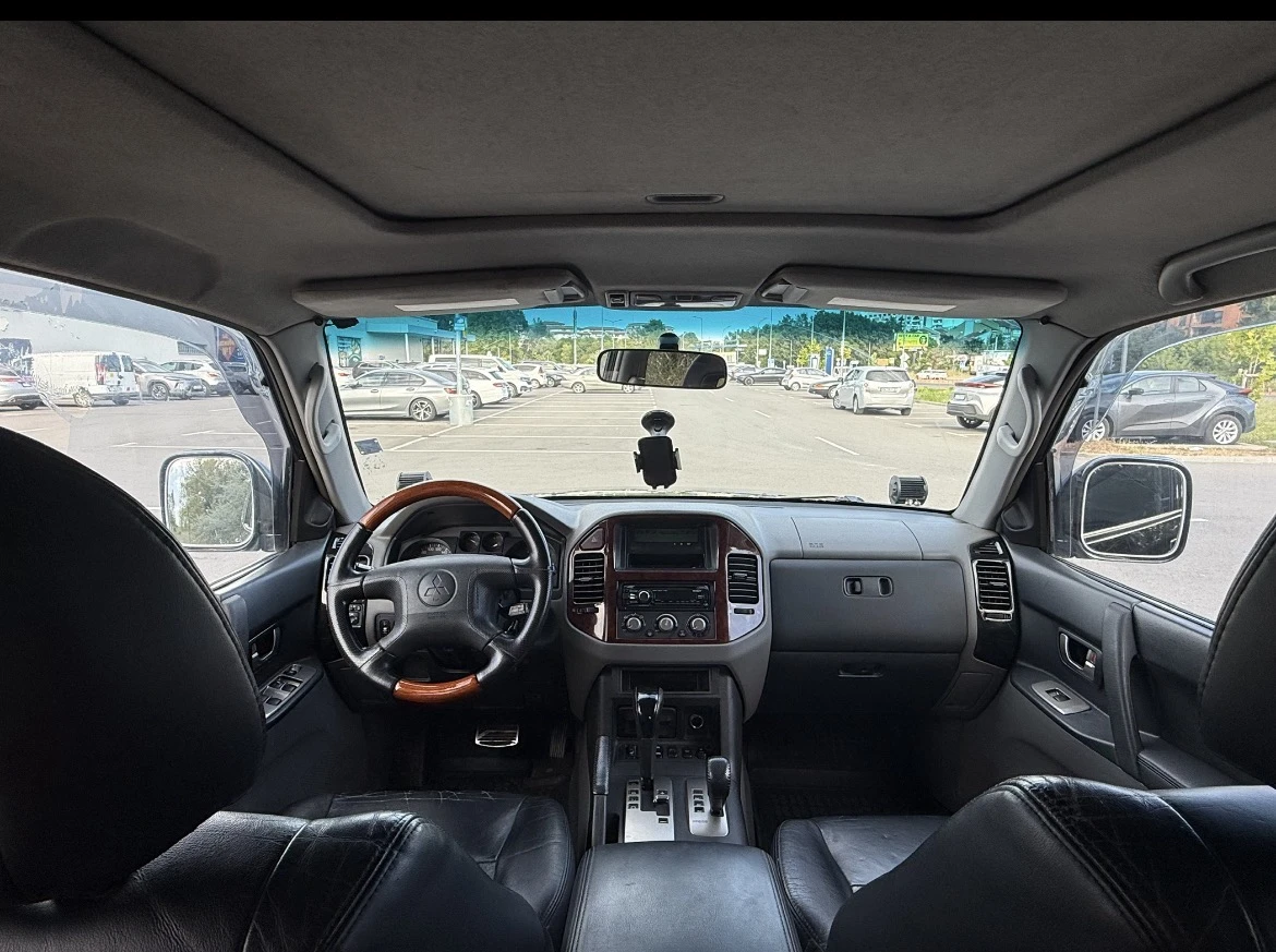 Mitsubishi Pajero 4x4 , снимка 8 - Автомобили и джипове - 55445148