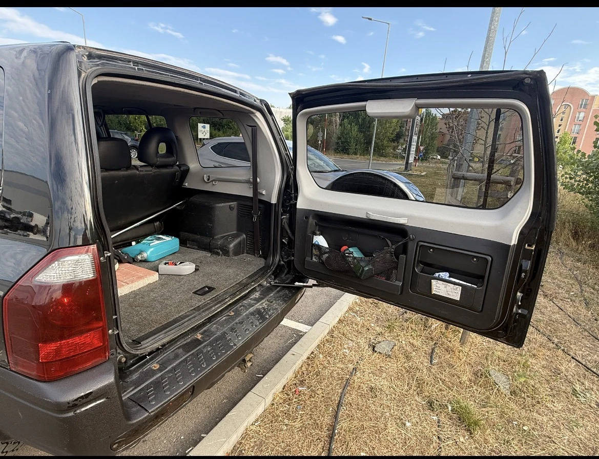 Mitsubishi Pajero 4x4 , снимка 9 - Автомобили и джипове - 55445148