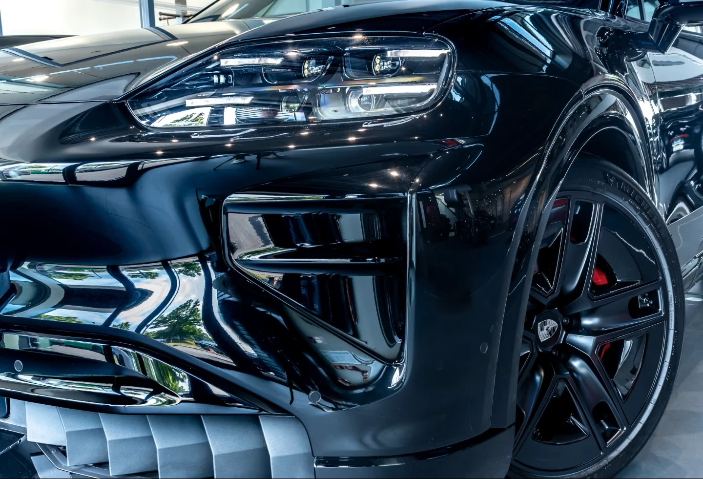 Porsche Cayenne COUPE* TURBO ELECTRIC* BURM* DISTR* PANO* KEYLESS*, снимка 5 - Автомобили и джипове - 55610135