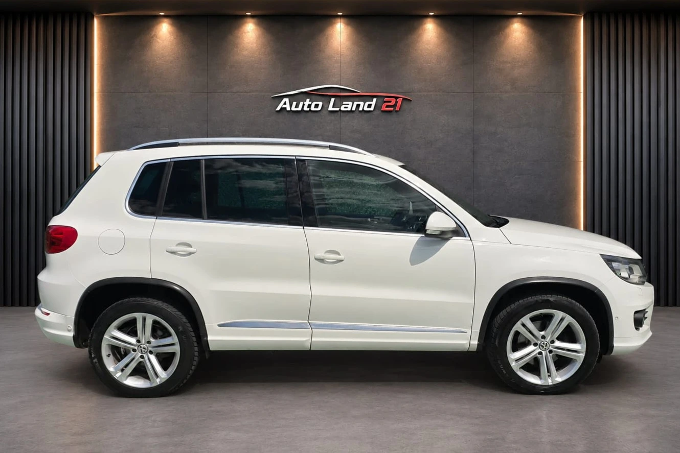 VW Tiguan 2.0TDI* R-Line* 4 Motion* AUTOMATIC, снимка 4 - Автомобили и джипове - 55767707