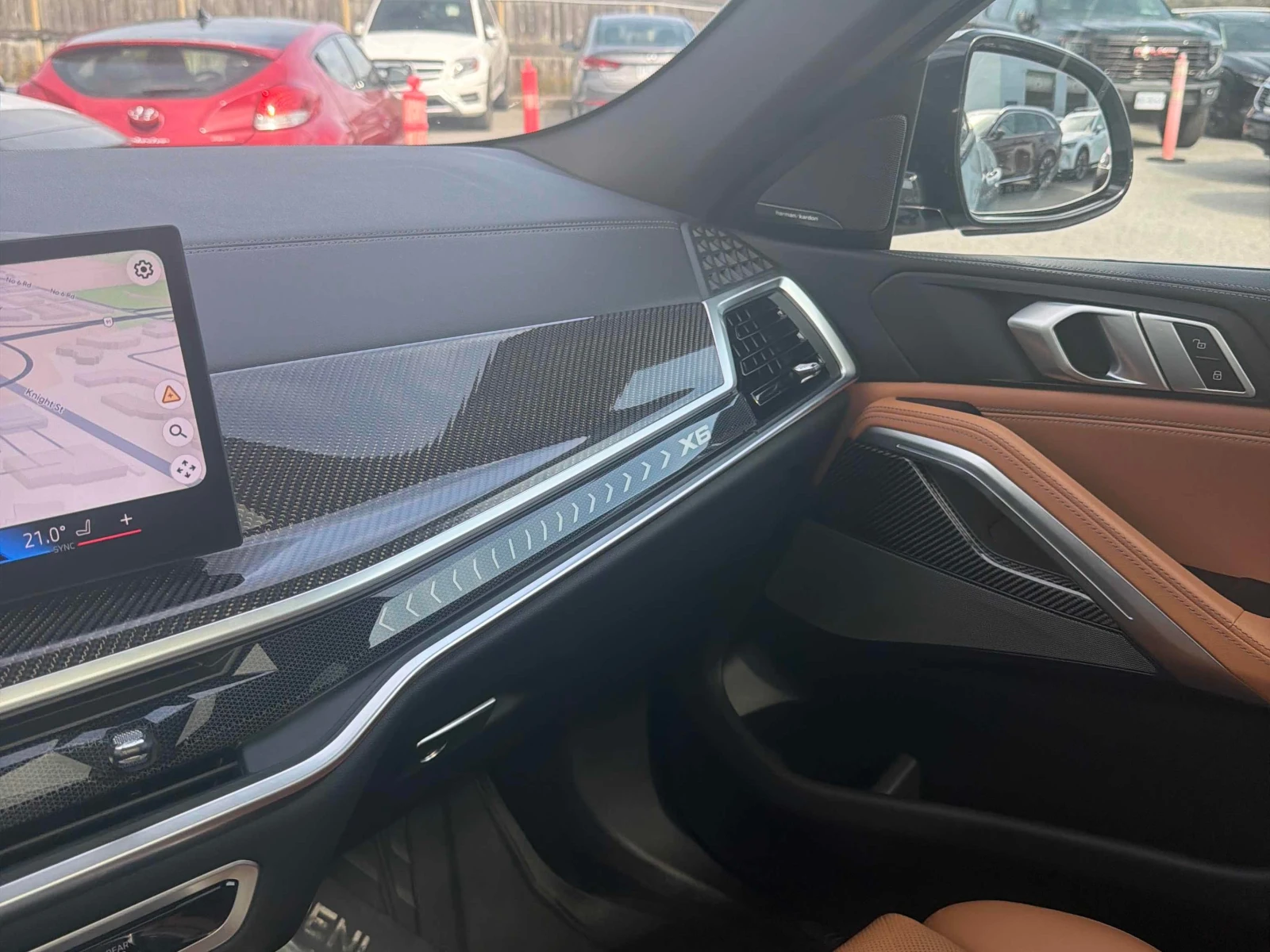 BMW X6 xDrive40i M SPORT | CARFAX | БЕЗ ИНЦИДЕНТИ, снимка 13 - Автомобили и джипове - 56145186