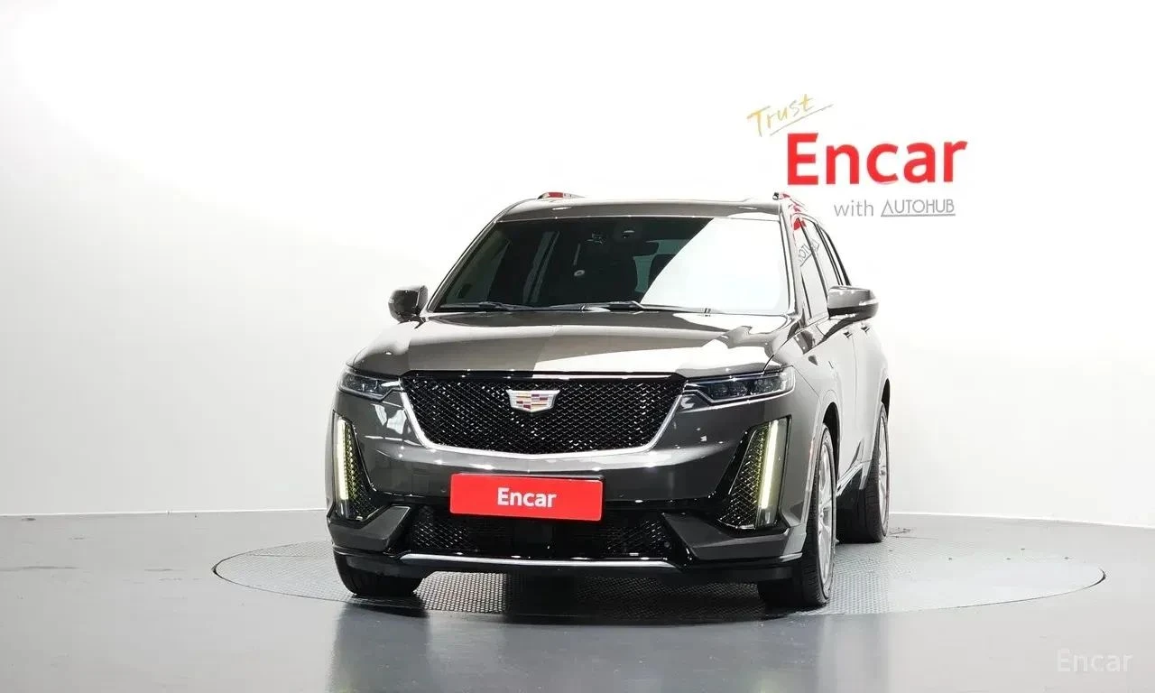 Cadillac XT6, снимка 2 - Автомобили и джипове - 56686402