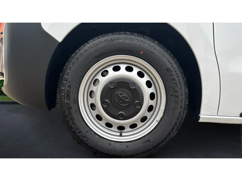 Toyota Proace VAN EV L2 75kWh, Месечна вноска от 222  , снимка 16 - Бусове и автобуси - 53521190