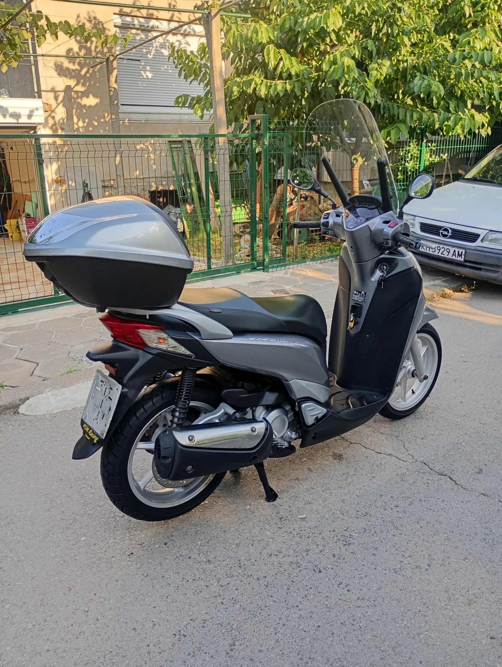 Honda Sh 300Инжекцион 2011г., снимка 5 - Мотоциклети и мототехника - 55154000