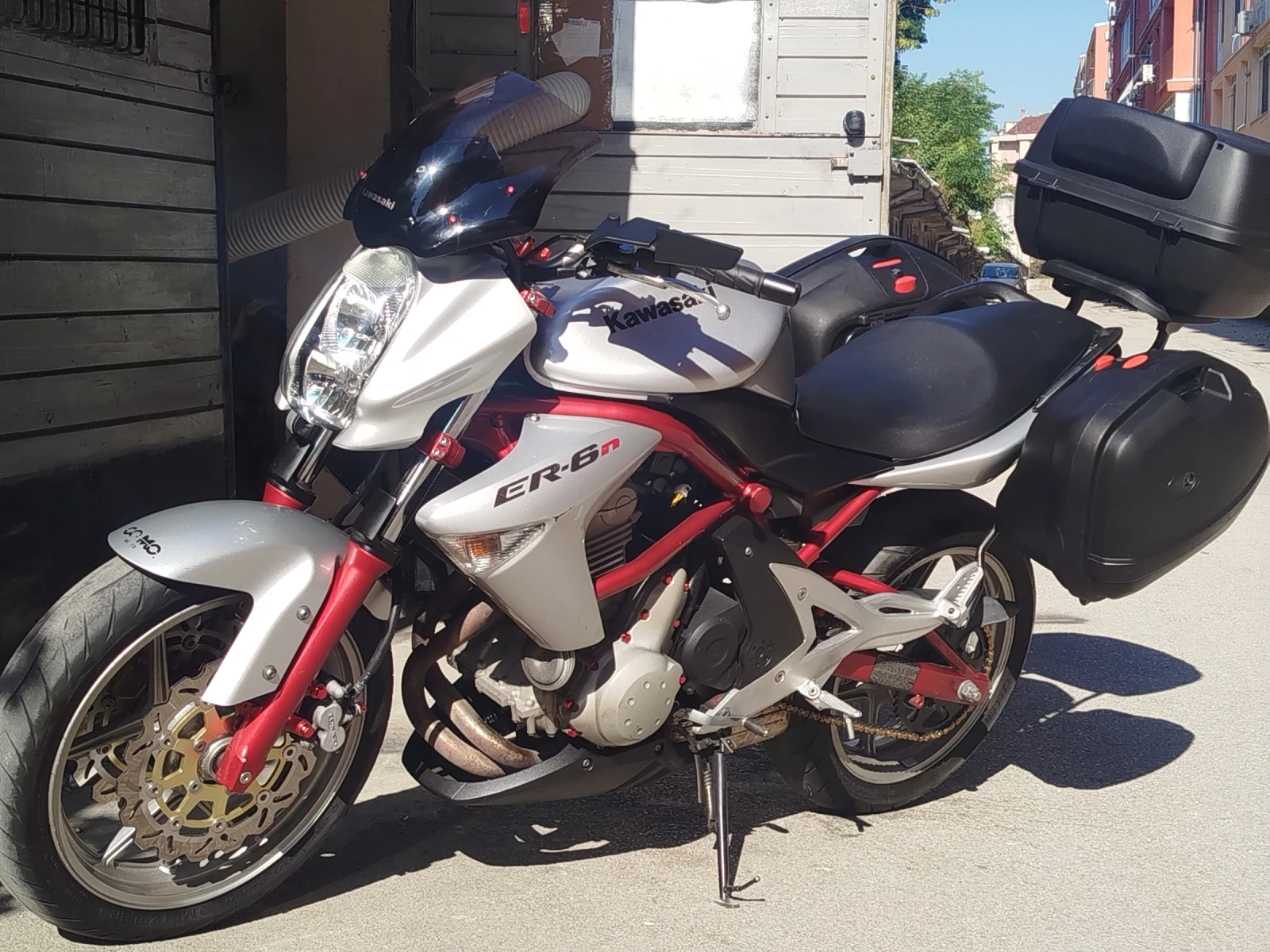 Kawasaki ER ER-6N 