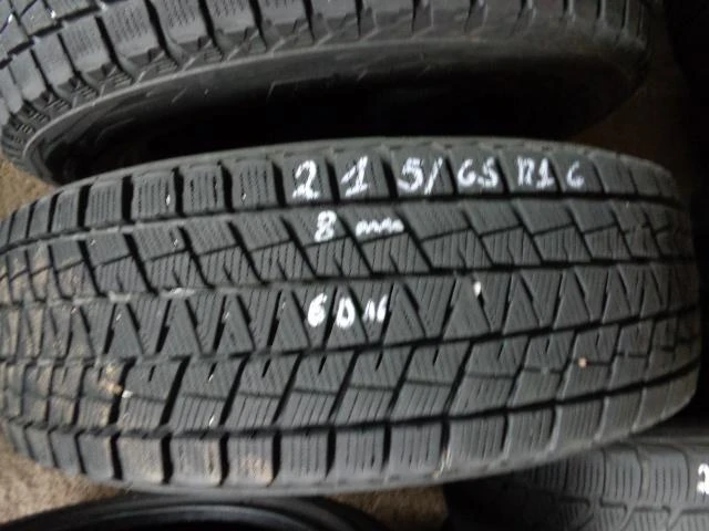 Гуми Зимни 215/65R16, снимка 4 - Гуми и джанти - 12742470