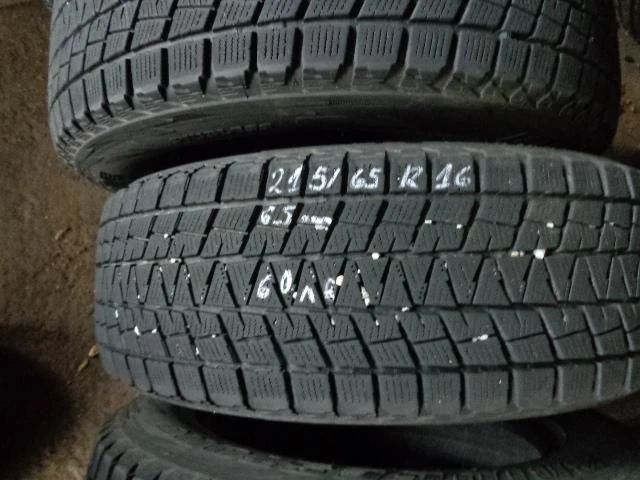 Гуми Зимни 215/65R16, снимка 5 - Гуми и джанти - 12742470