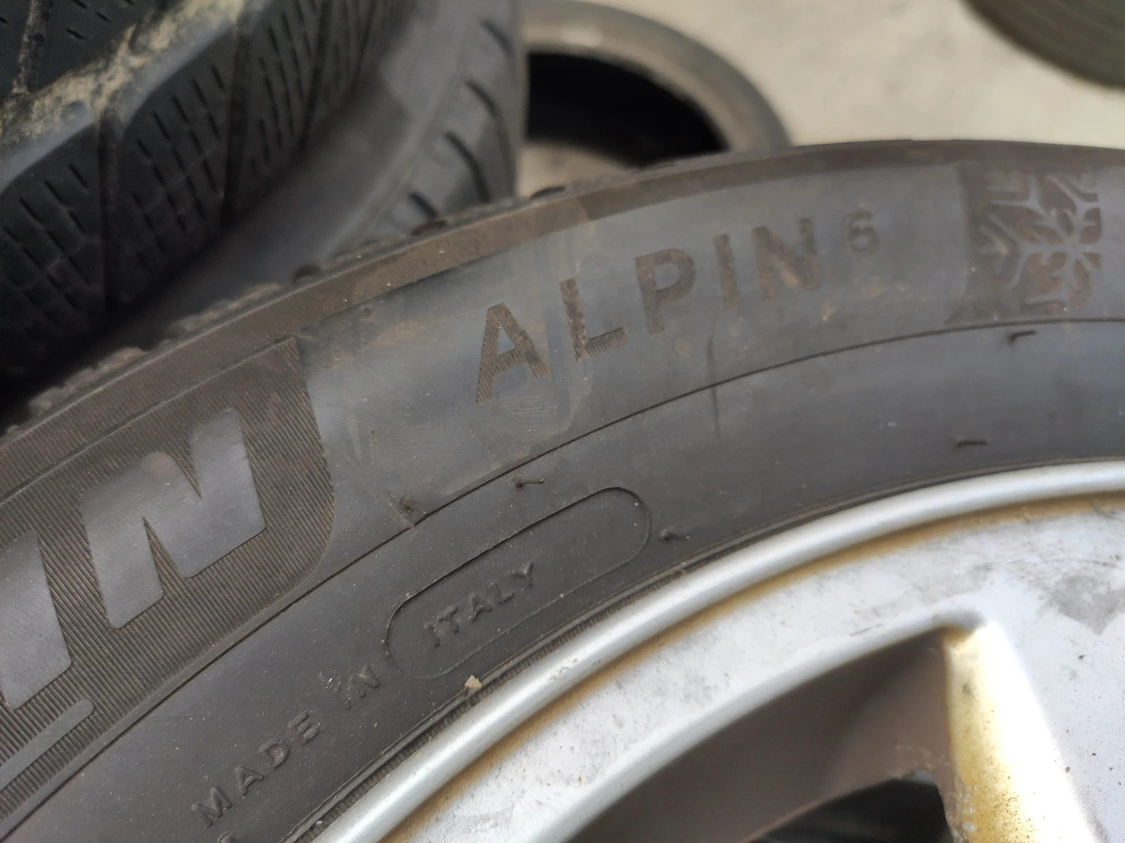  215/55R16 | Mobile.bg   10