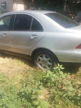 Mercedes-Benz C 220, снимка 3