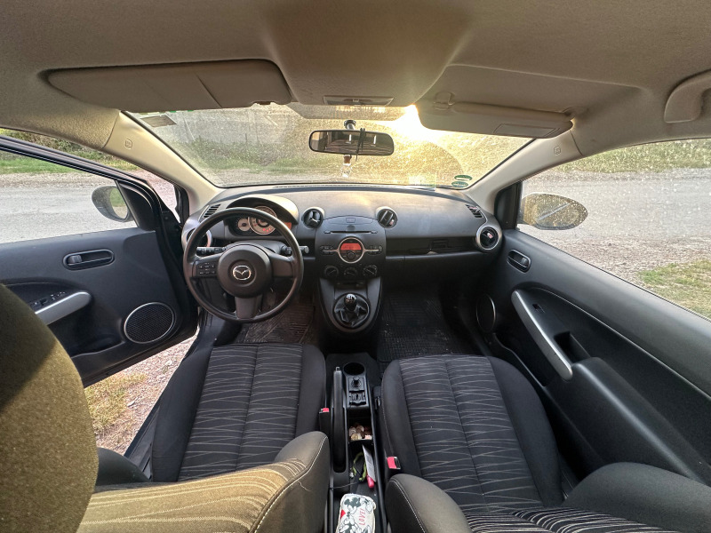 Mazda 2 Impression 1.3 Sport, снимка 4 - Автомобили и джипове - 46105612