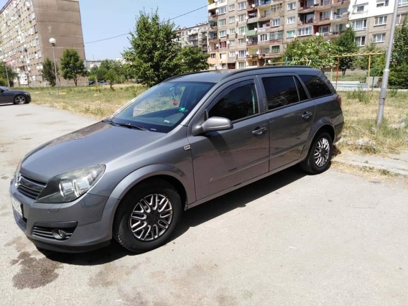 Opel Astra, снимка 1 - Автомобили и джипове - 46186506