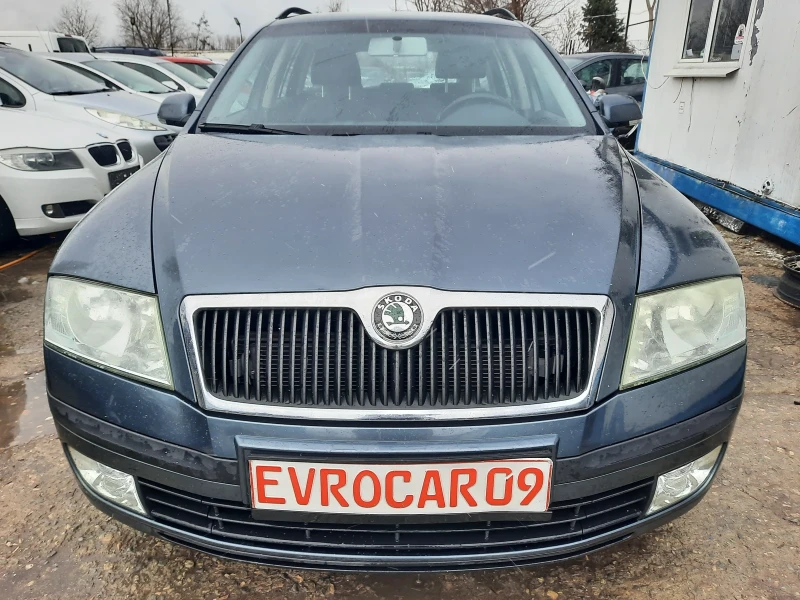 Skoda Octavia 1.6i 102к.с ПЕРФЕКТНА!, снимка 5 - Автомобили и джипове - 49182942