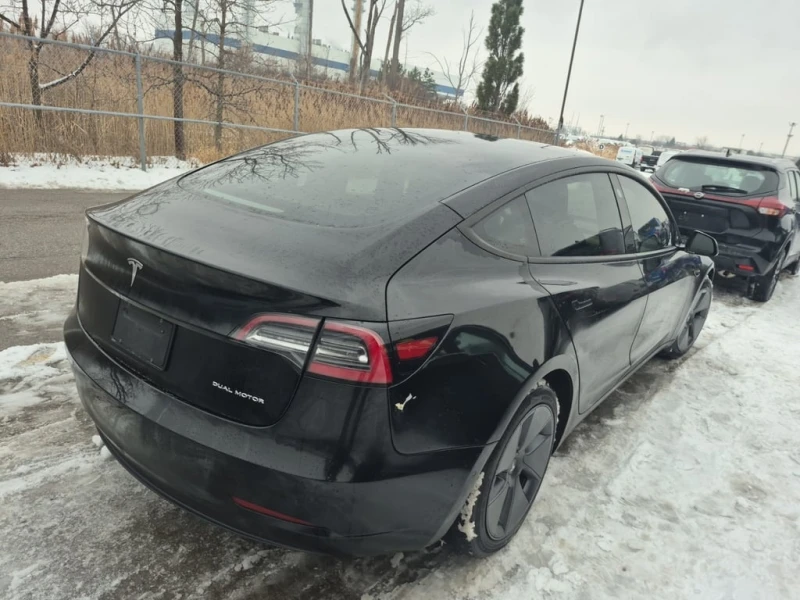 Tesla Model 3 * LONG RANGE ALL WHEEL DRIVE * CARFAX * ЦЕНА ДО БГ, снимка 3 - Автомобили и джипове - 53020025
