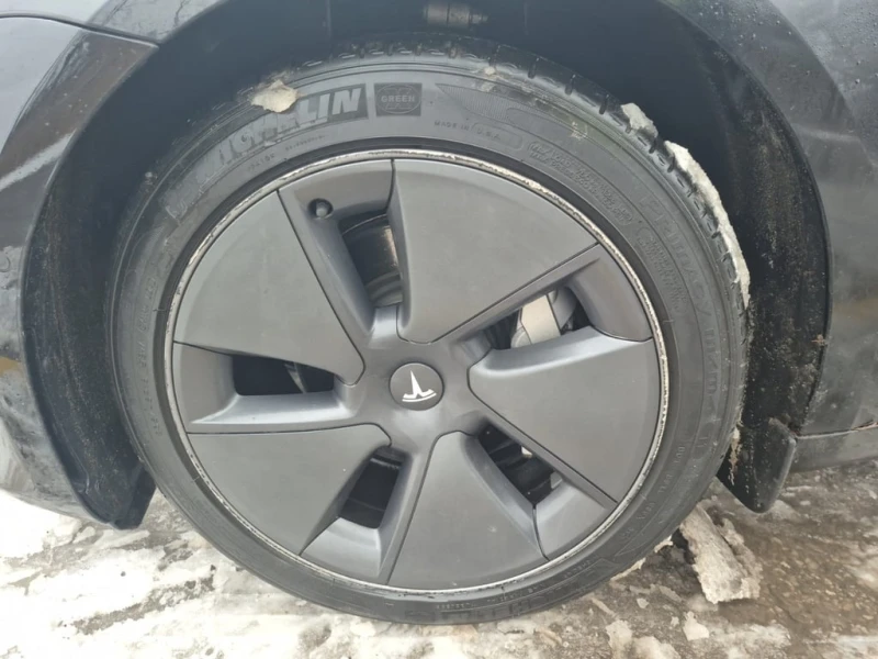 Tesla Model 3 * LONG RANGE ALL WHEEL DRIVE * CARFAX * ЦЕНА ДО БГ, снимка 6 - Автомобили и джипове - 53020025