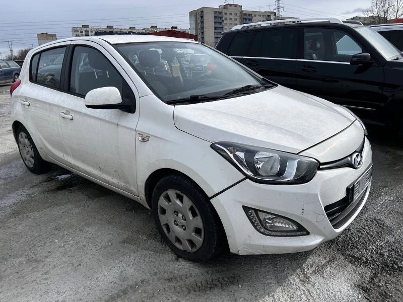 Hyundai I20 1.2 16V, снимка 2 - Автомобили и джипове - 53599599