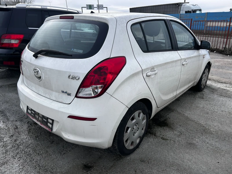 Hyundai I20 1.2 16V, снимка 3 - Автомобили и джипове - 53599599