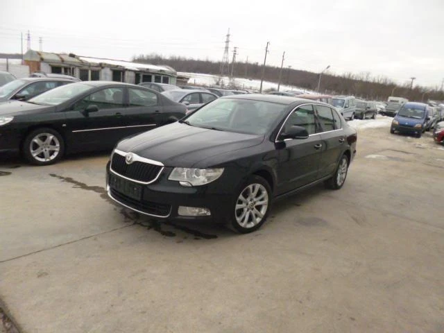 Skoda Superb 2.0tdi  DSG,koja,UNIKAT - изображение 2