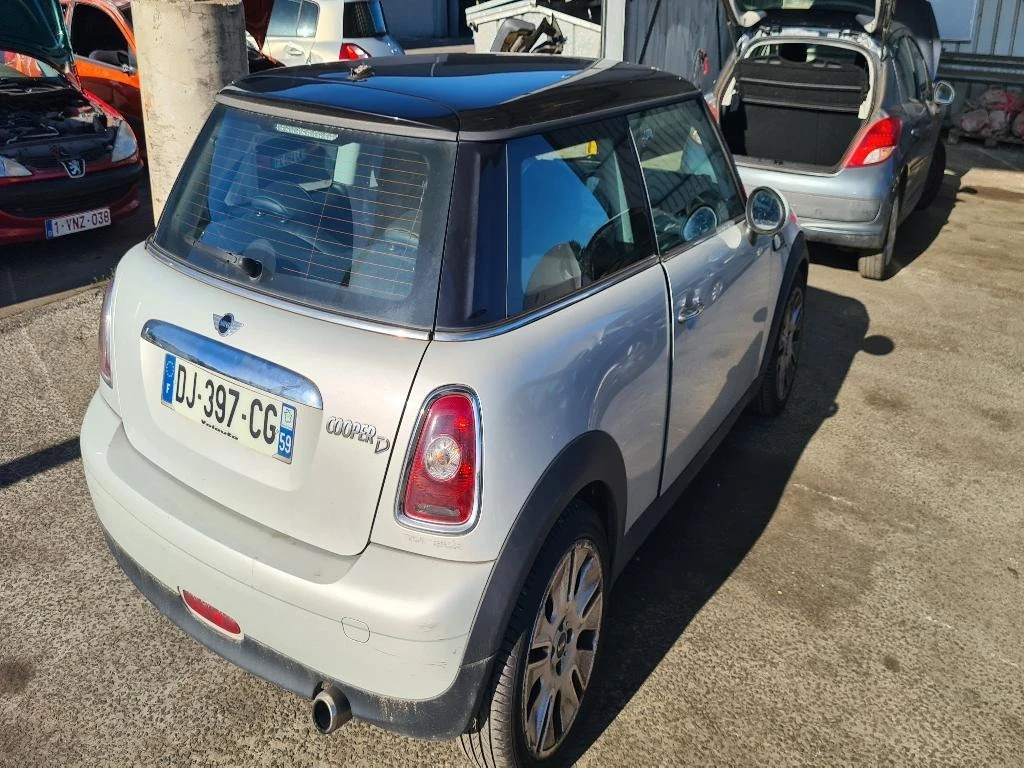 Mini Cooper 1.6i 16V/1.6D - изображение 2