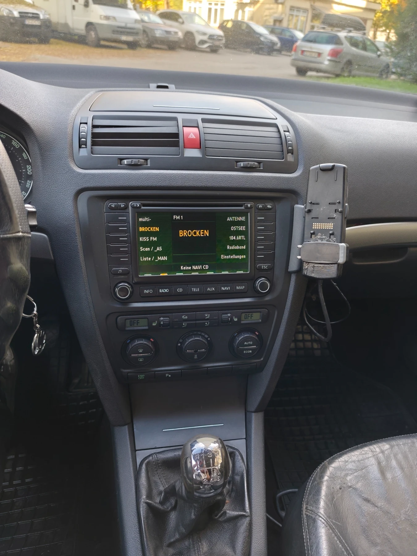 Skoda Octavia 2.0 TDI  6 * * !!! FULL! ! | Mobile.bg   14