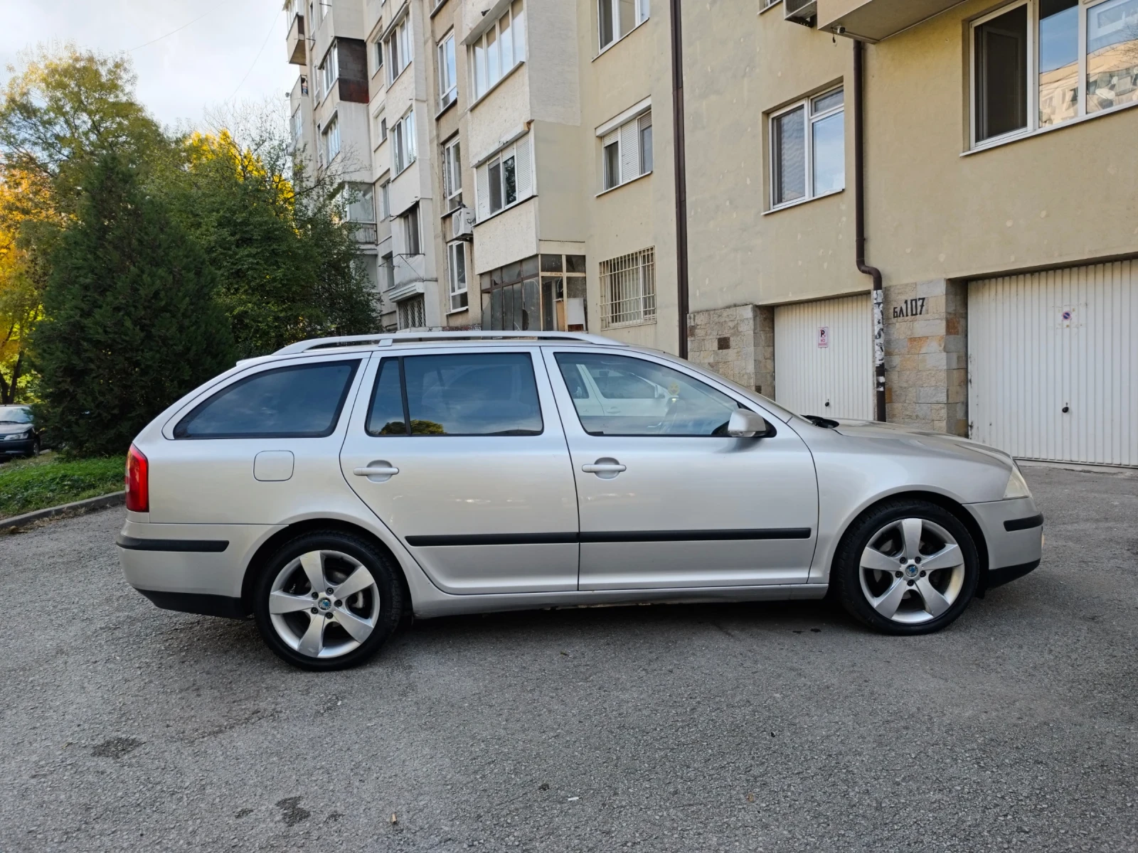 Skoda Octavia 2.0 TDI  6СК * КЛИМАТРОНИК* !КОЖА!НАВИ! FULL! ТОП! - изображение 6