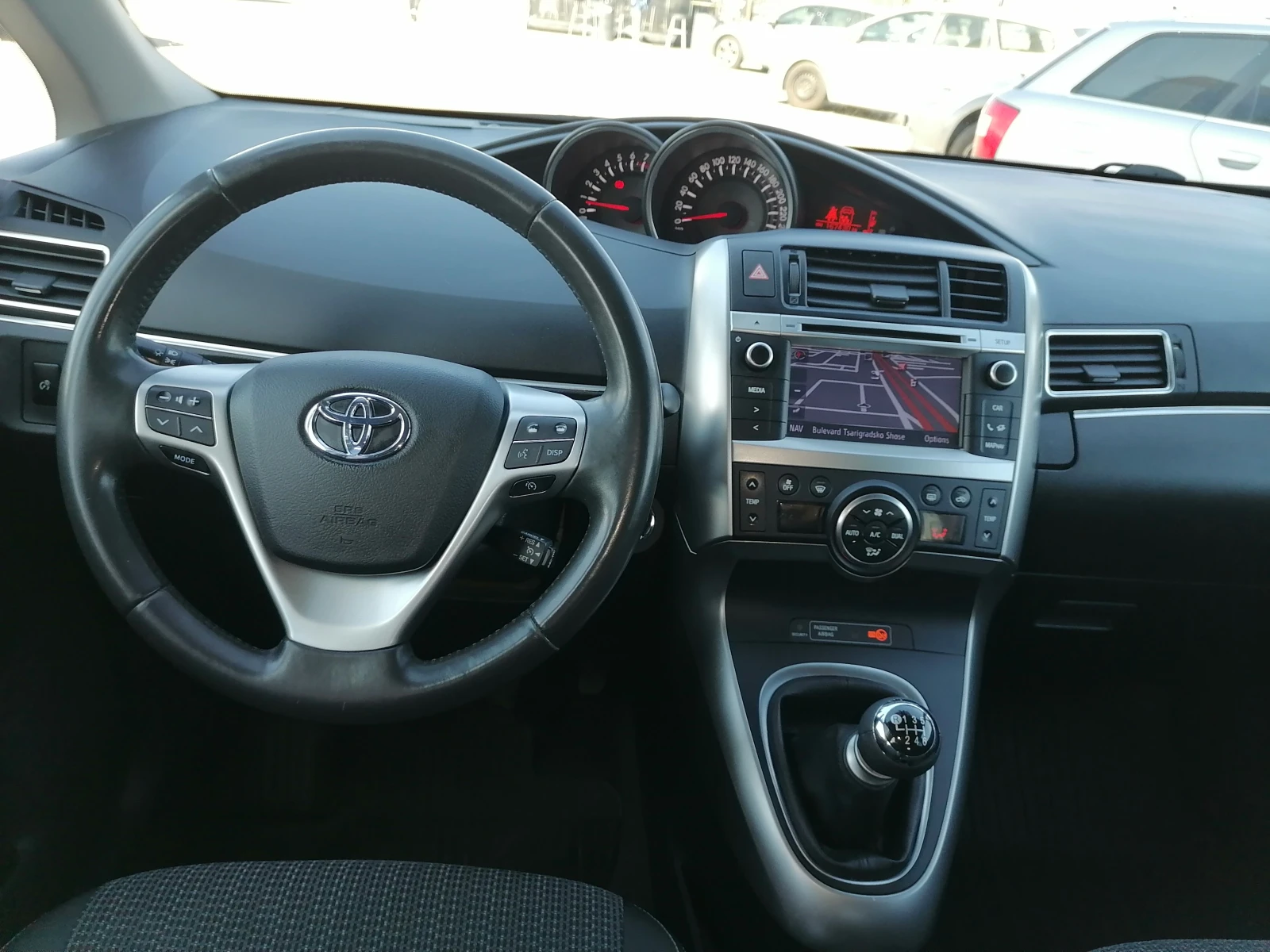 Toyota Verso 1.8i 7 местен | Mobile.bg — изображение 12