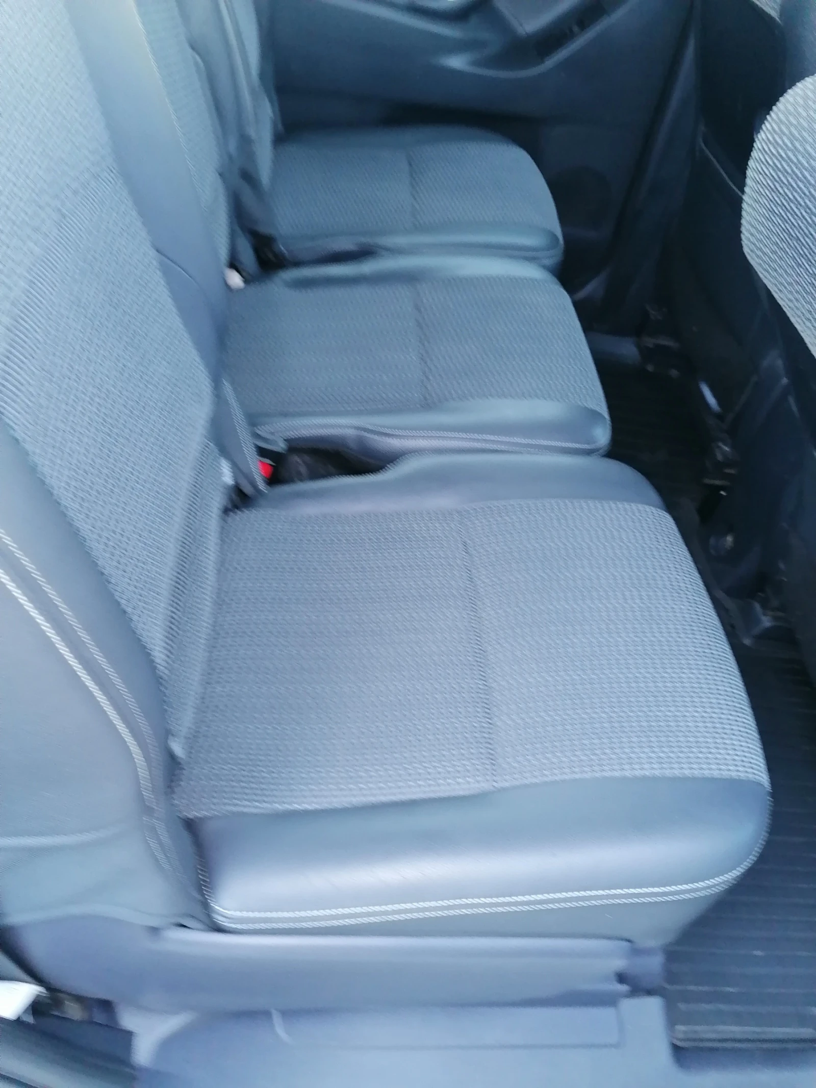 Toyota Verso 1.8i 7 местен | Mobile.bg — изображение 15