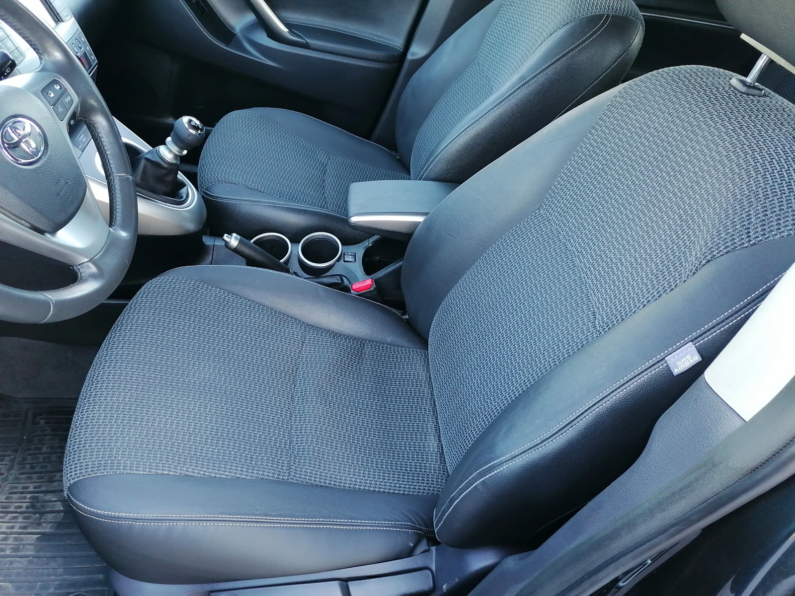 Toyota Verso 1.8i 7 местен | Mobile.bg — изображение 13