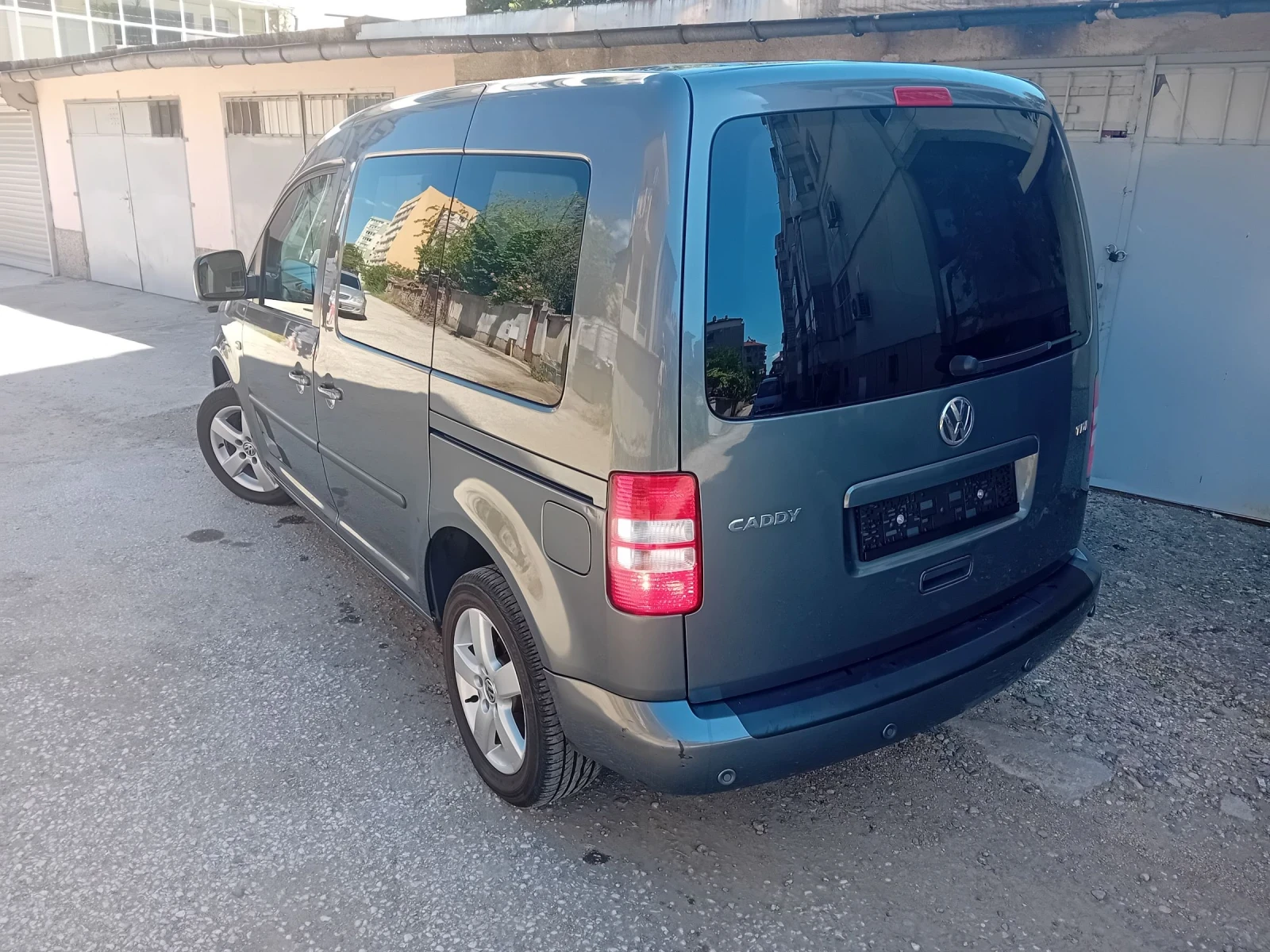 VW Caddy 1.6 TDI  - изображение 4