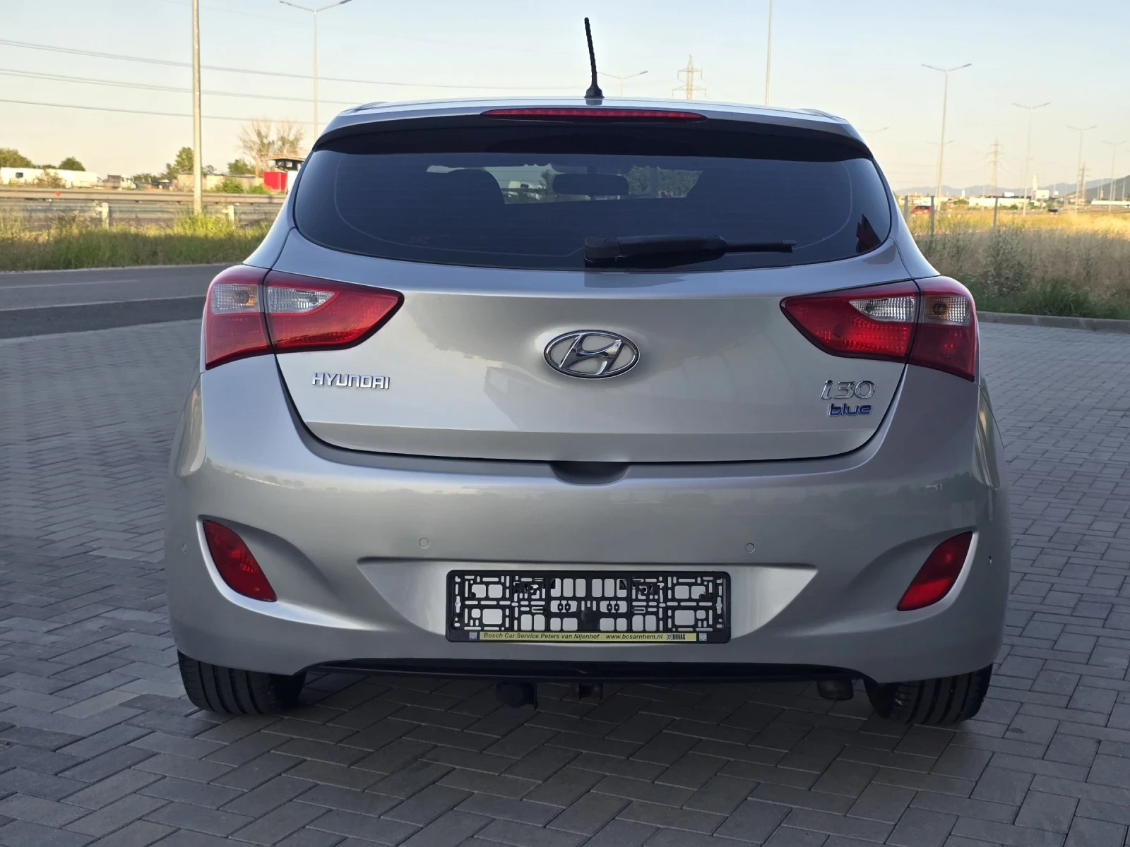 Hyundai I30 1.6i/135КС./Blue-Drive/FUL SERVICE - изображение 6