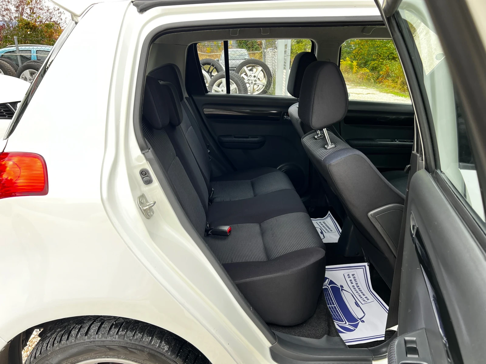 Suzuki Swift 1.3i 4X4 EDITION-PIZ SULAI | Mobile.bg — изображение 9