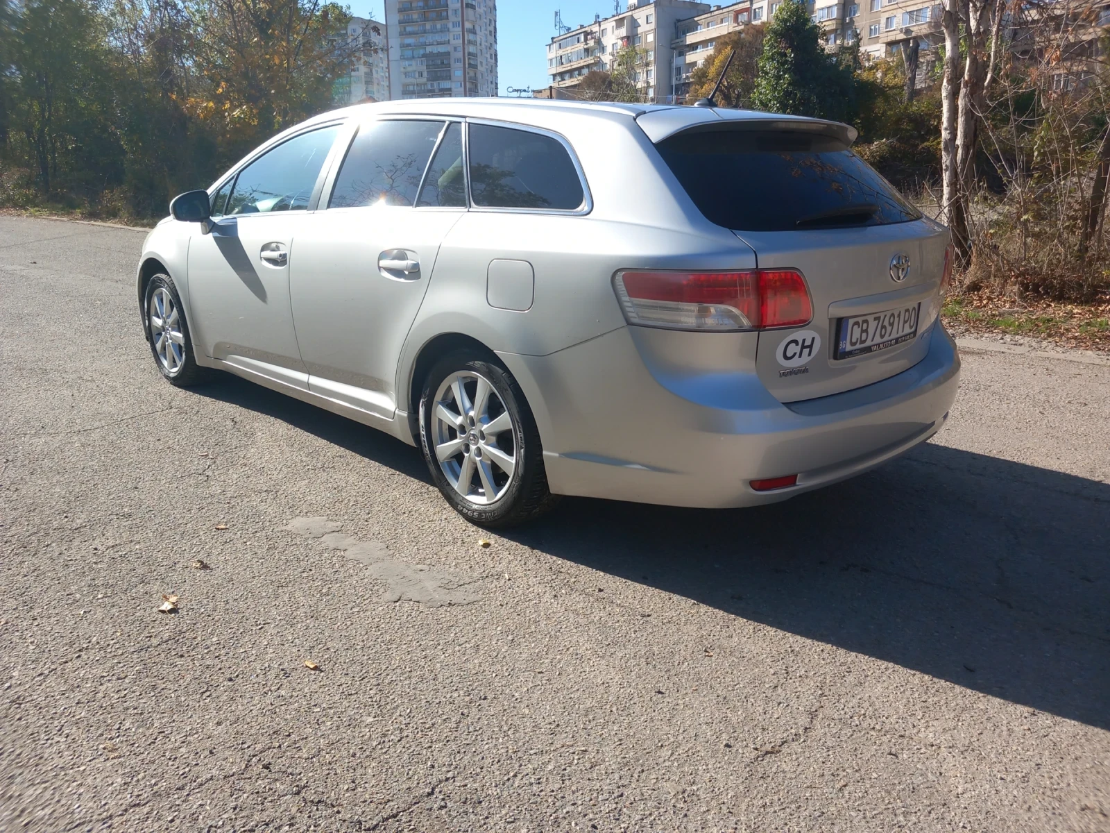 Toyota Avensis 2.0 i ГАЗ - изображение 7