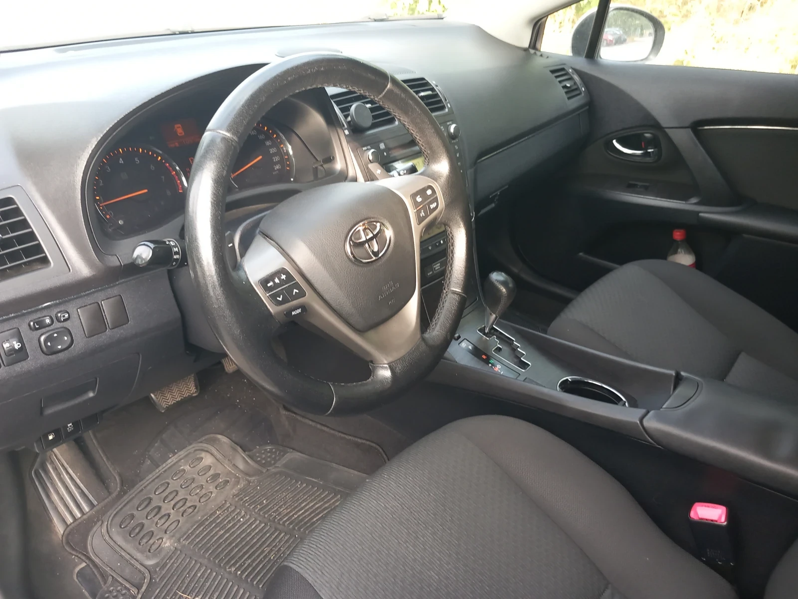 Toyota Avensis 2.0 i ГАЗ - изображение 10