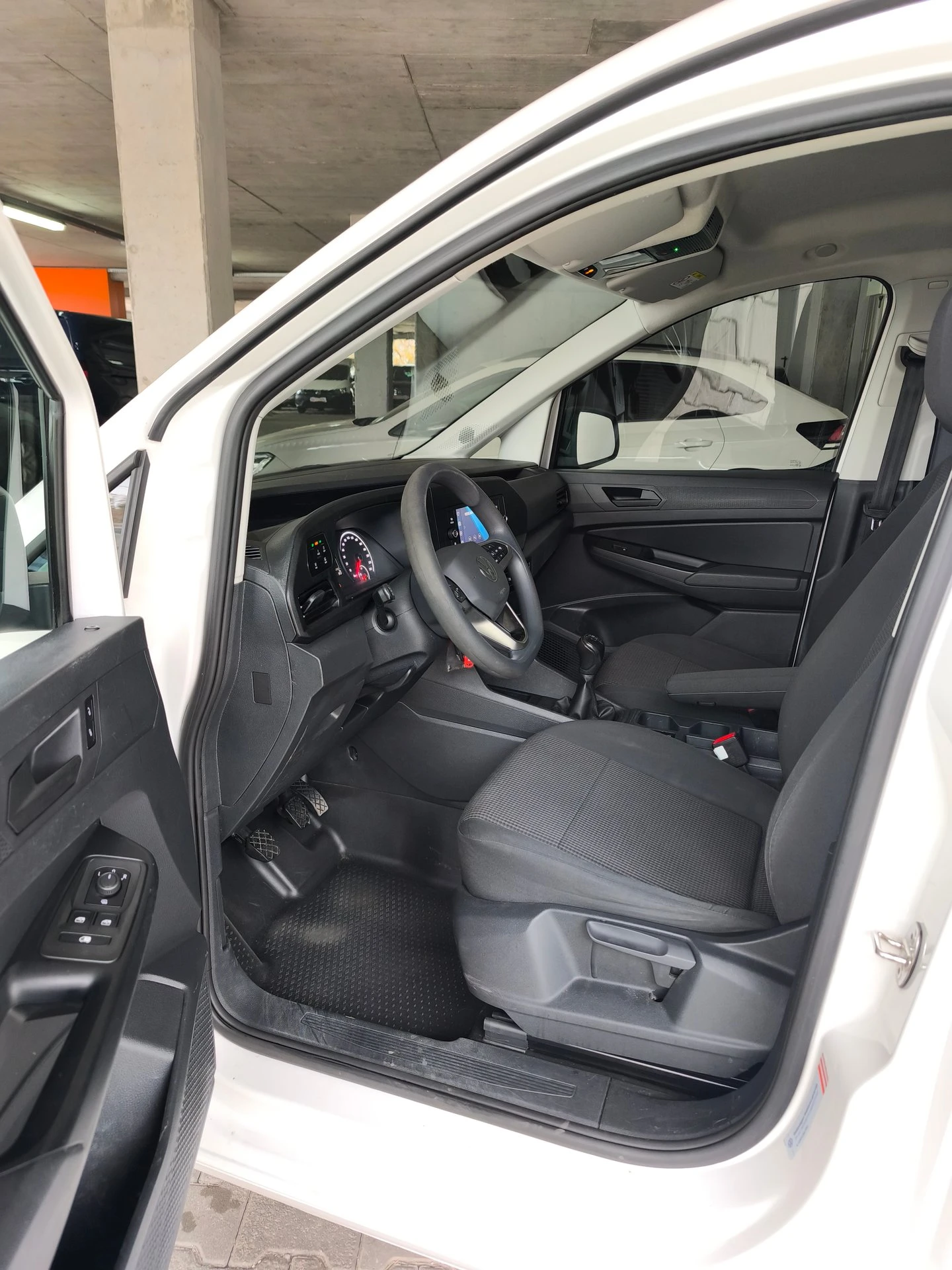 VW Caddy Cargo 3.1 m3 TDI - изображение 5