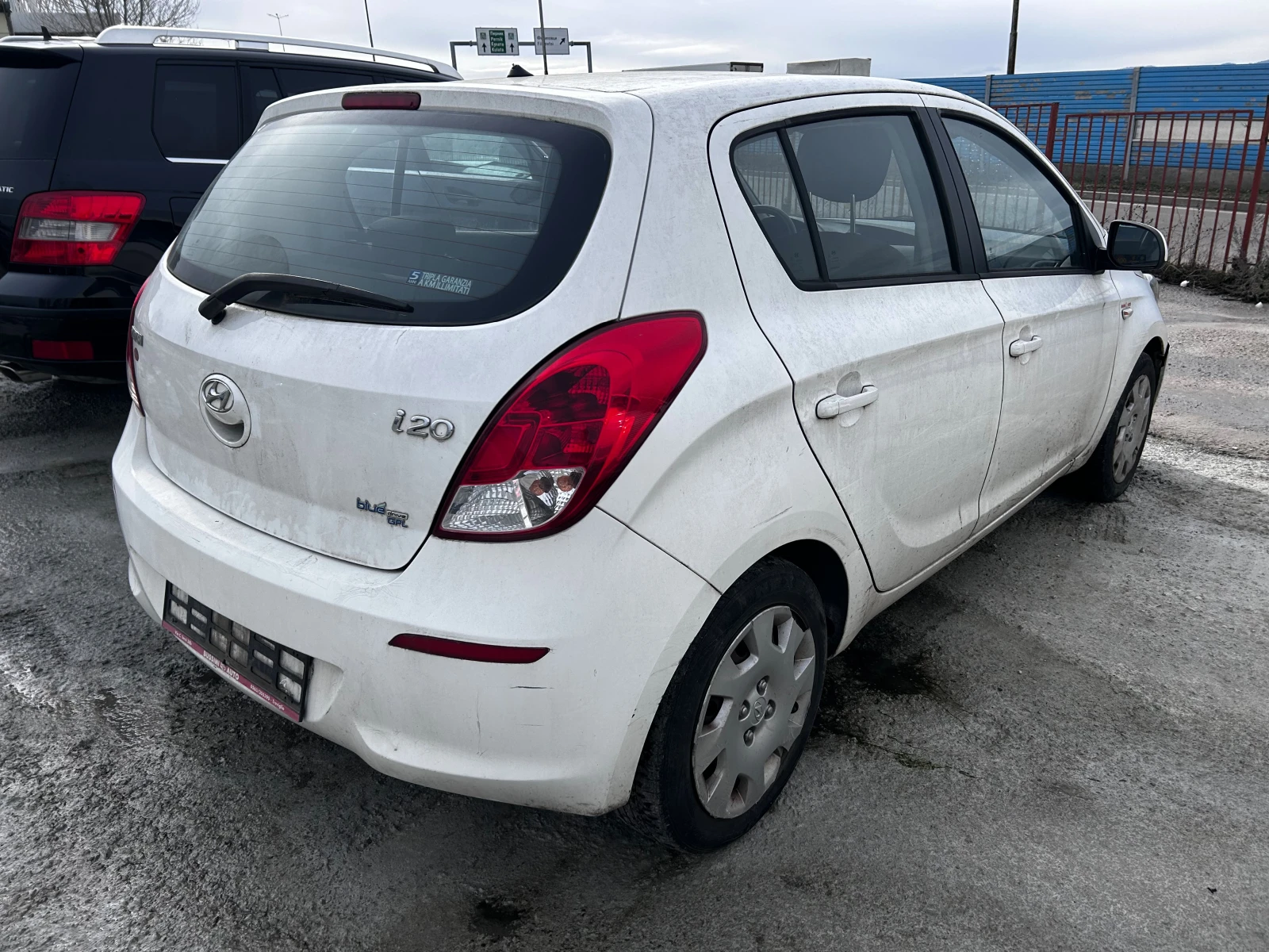 Hyundai I20 1.2 16V - изображение 4