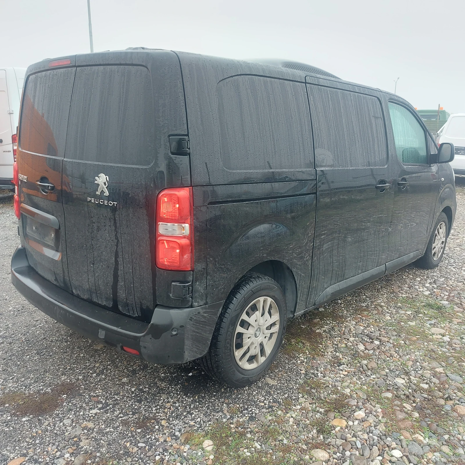 Peugeot Expert Ориг.КМ и БОЯ, снимка 3 - Автомобили и джипове - 53713595