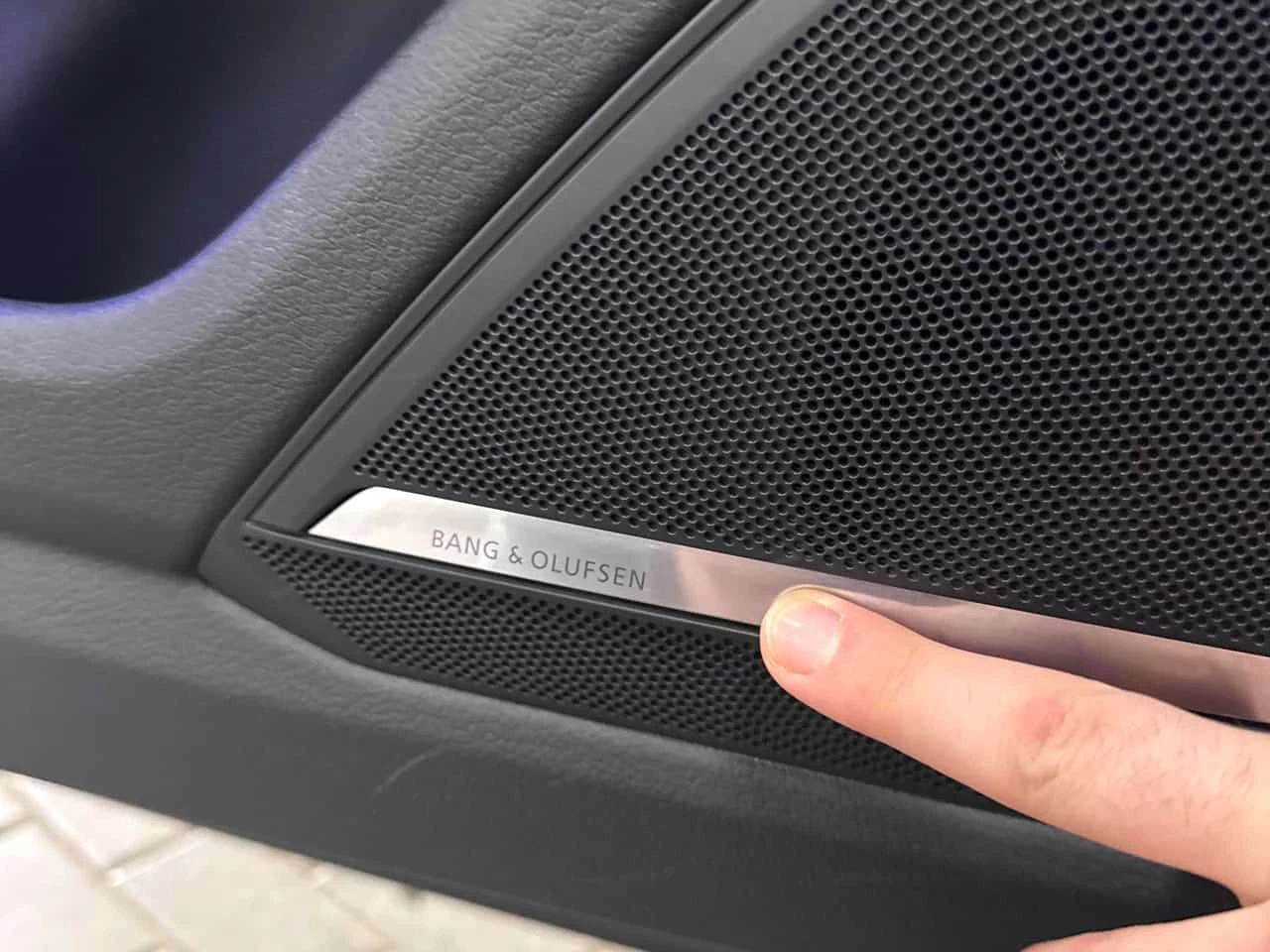 Audi A6 Technik/CARFAX/DIS/360/PANO/ОБДУХВАНЕ, снимка 12 - Автомобили и джипове - 53892658