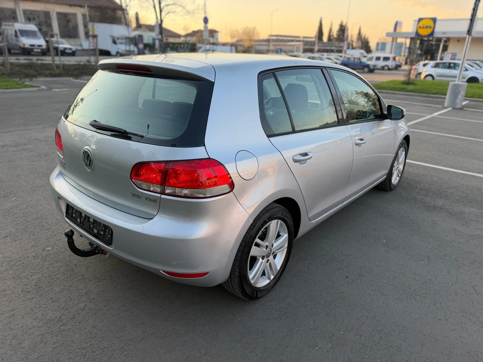 VW Golf 2.0 Tdi 4 Motion, снимка 5 - Автомобили и джипове - 54102033