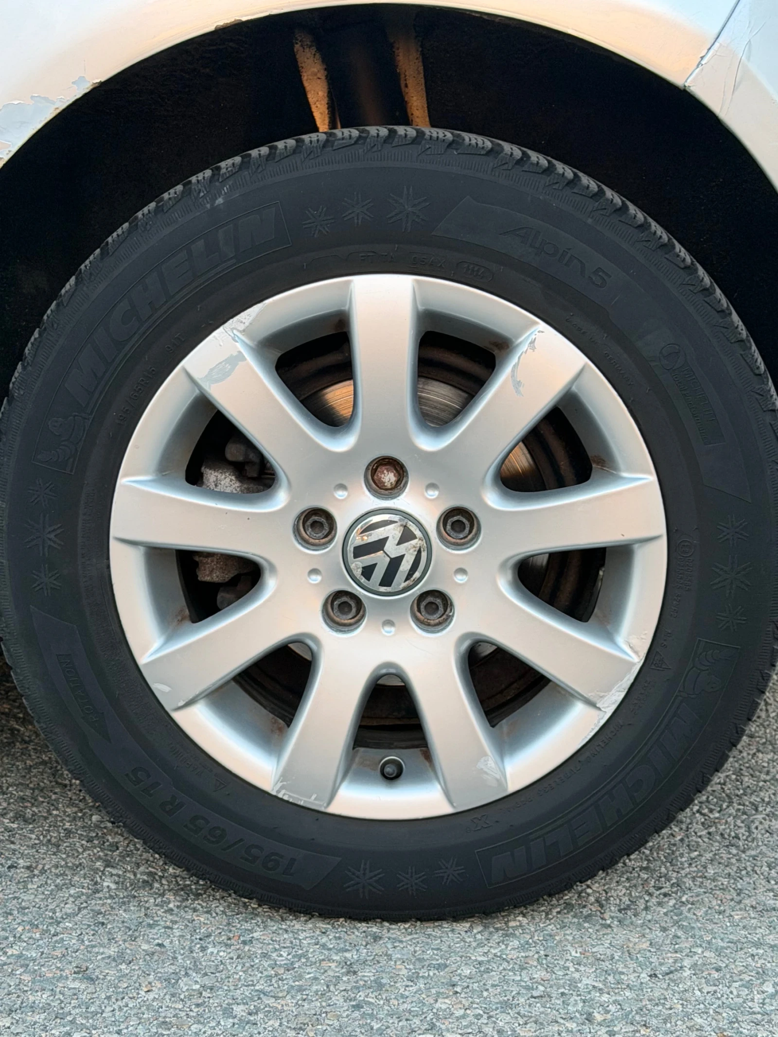 VW Golf 2.0 TDI, снимка 10 - Автомобили и джипове - 54295606