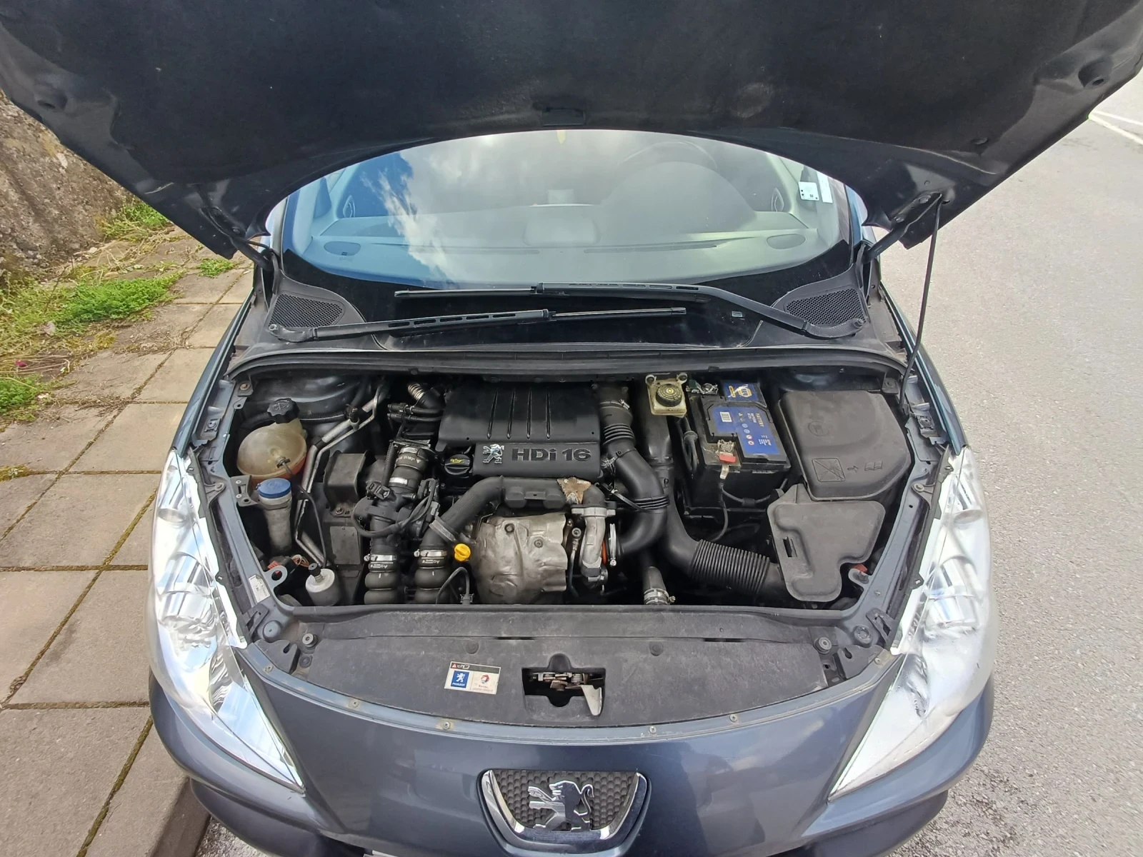 Peugeot 307 1.6 HDI, снимка 15 - Автомобили и джипове - 54401755